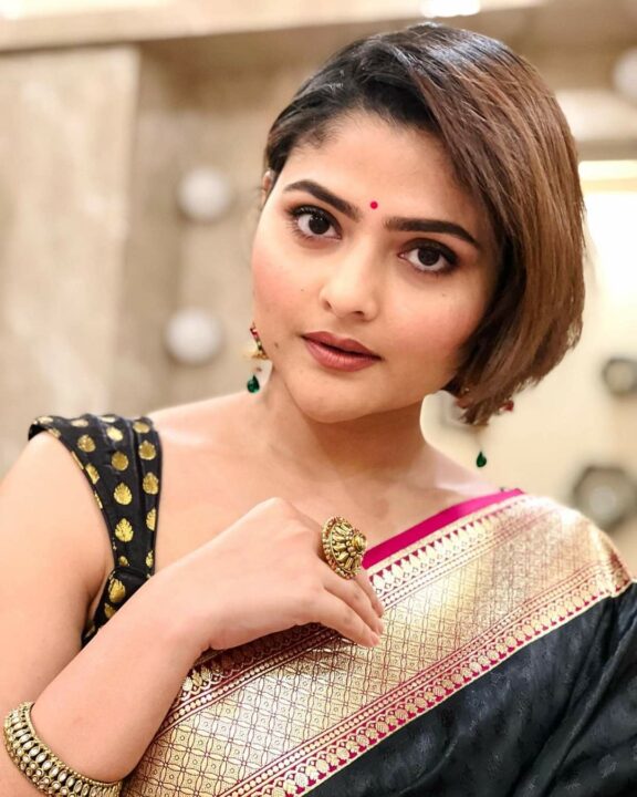 সব লড়াই শেষে না ফেরার দেশে অভিনেত্রী ঐন্দ্রিলা।