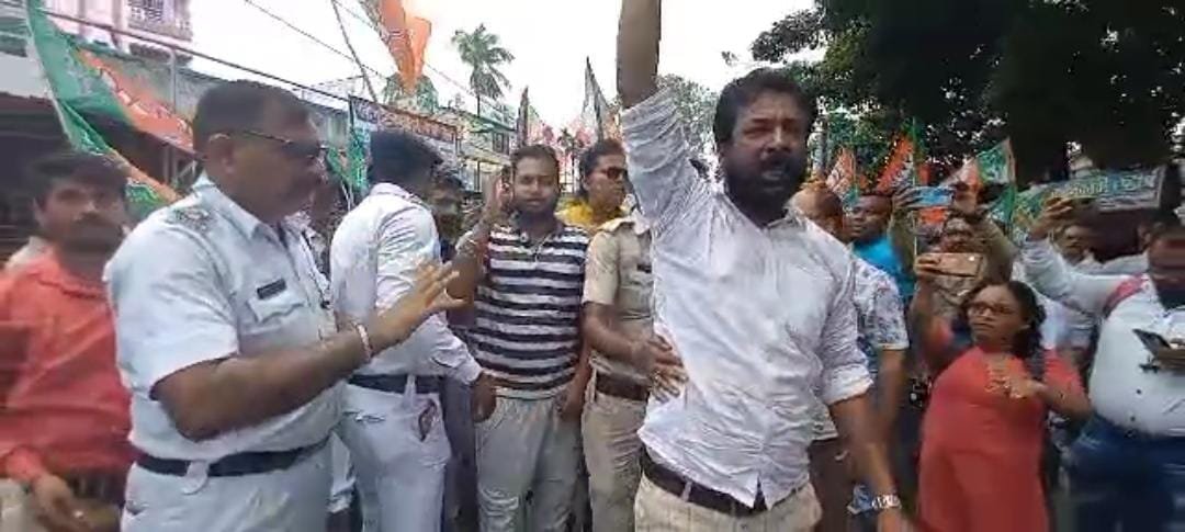 Blockade of BJP against Trinamool corruption.