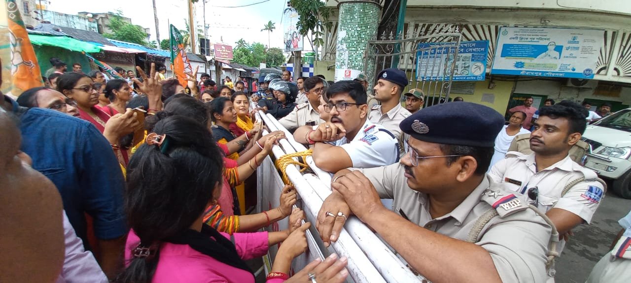 BJP submits memorandum on six-point demand including increase in dengue outbreak