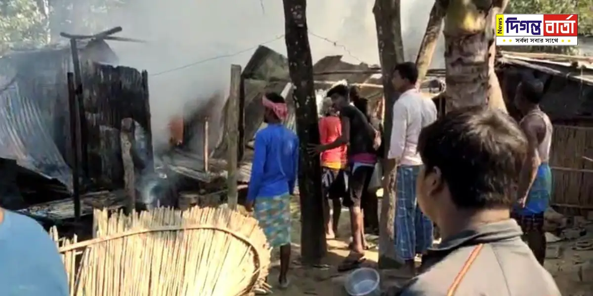 Two houses were burnt to ashes in a terrible fire