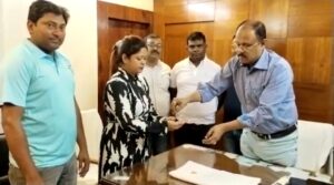 খোয়া যাওয়া কয়েক লক্ষ টাকার সোনার গহনা ফিরিয়ে&hellip;