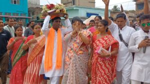 পায়ে হেঁটে প্রচার করুন, দুর্নীতির টাকায় জমা মেদ&hellip;