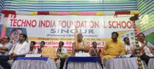 মন্ত্রীর উদ্যোগে চালু ইংরেজি মাধ্যম স্কুল।