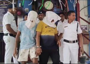 অত‍্যাধুনিক আগ্নেয়াস্ত্র ও কার্তুজ সহ গ্রেফতার পাঁচ দুষ্কৃতি।