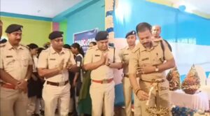 হুগলী গ্রামীণ পুলিশের উদ‍্যোগে “স্বাবলম্বী কোর্স”।