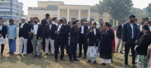 দেশ ব‍্যাপি লোক আদালতের প্রচারে আইনজীবীরা।