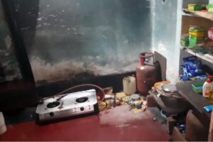 রান্নাঘরে লাইটের সুইচ অন করতেই বিষ্ফোরণ, ঝলসে গেলেন&hellip;