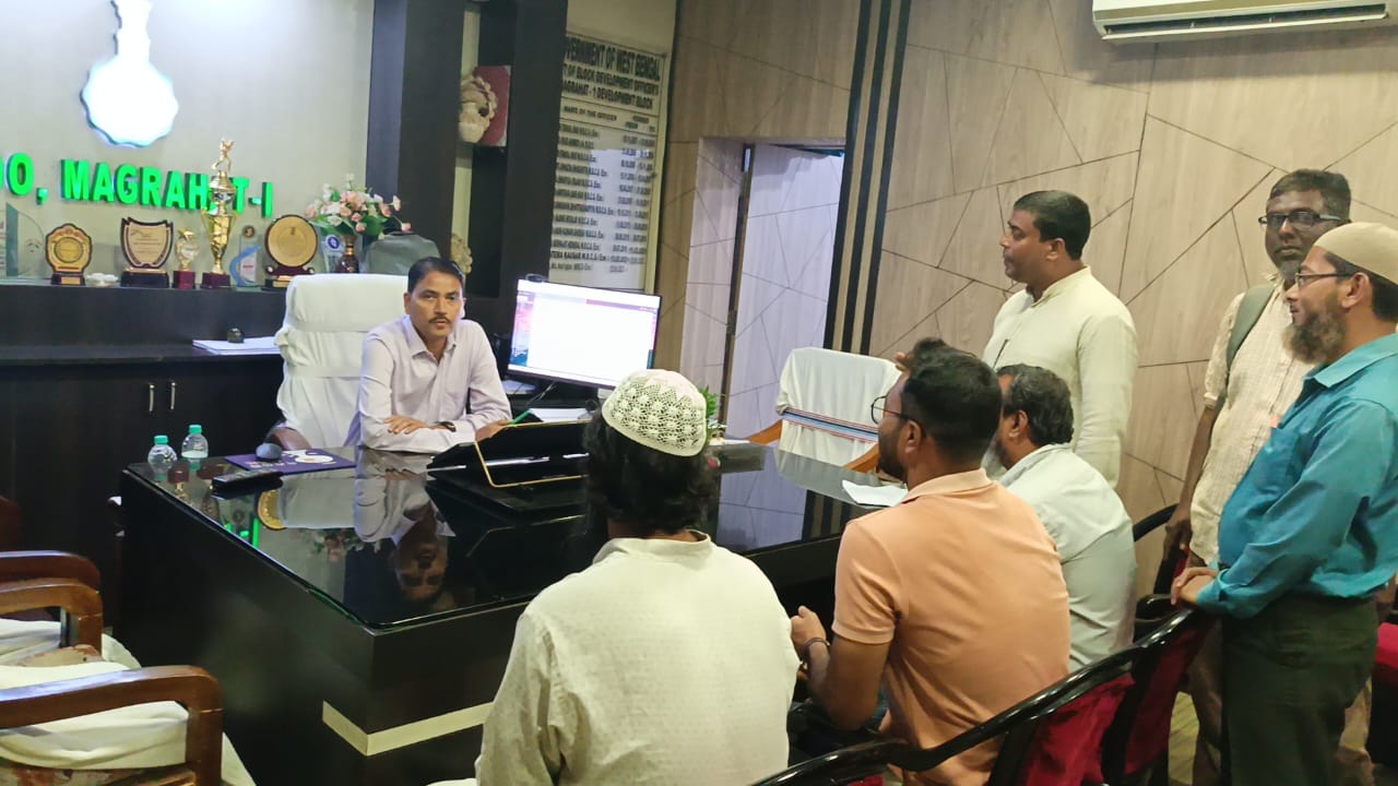বাংলার ওবিসি তালিকা থেকে ৩২টি মুসলিম পদবী অপসারণ।