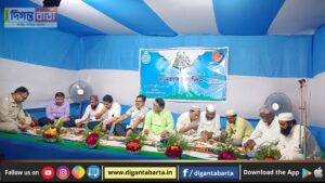 সুন্দরবন পুলিশ জেলার উদ্যোগে ইফতার মজলিস রায়দিঘী থানায়।