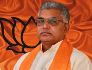মোদীর অনুষ্ঠানে আমন্ত্রণ না পেয়ে অভিমানে বেঙ্গালুরু ছুটলেন&hellip;